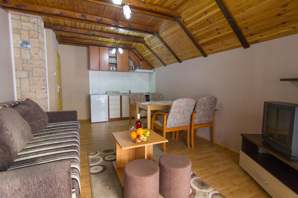 Apartments Andric Kaludjerske Bare Dış mekan fotoğraf