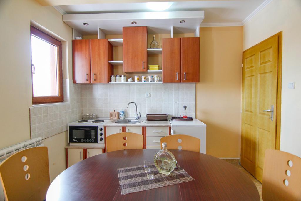 Apartments Andric Kaludjerske Bare Dış mekan fotoğraf